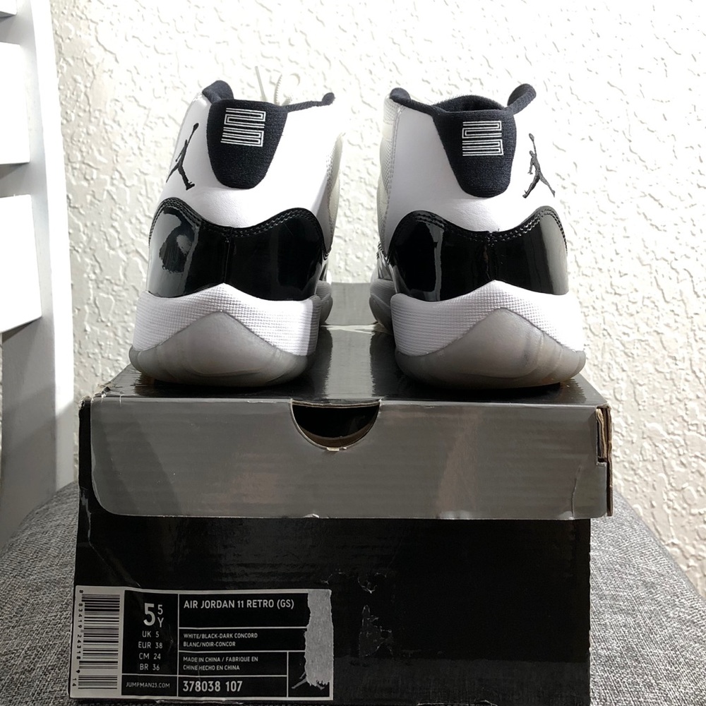 AIR JORDAN 11 RETRO CONCORD (2011) size:5.5y - Picture 3 of 5